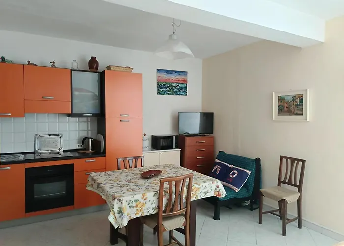 Apartment Chez Diego With Ac And Garden Monterosso al Mare