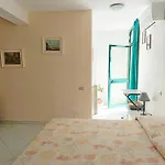 Chez Diego With Ac And Garden *